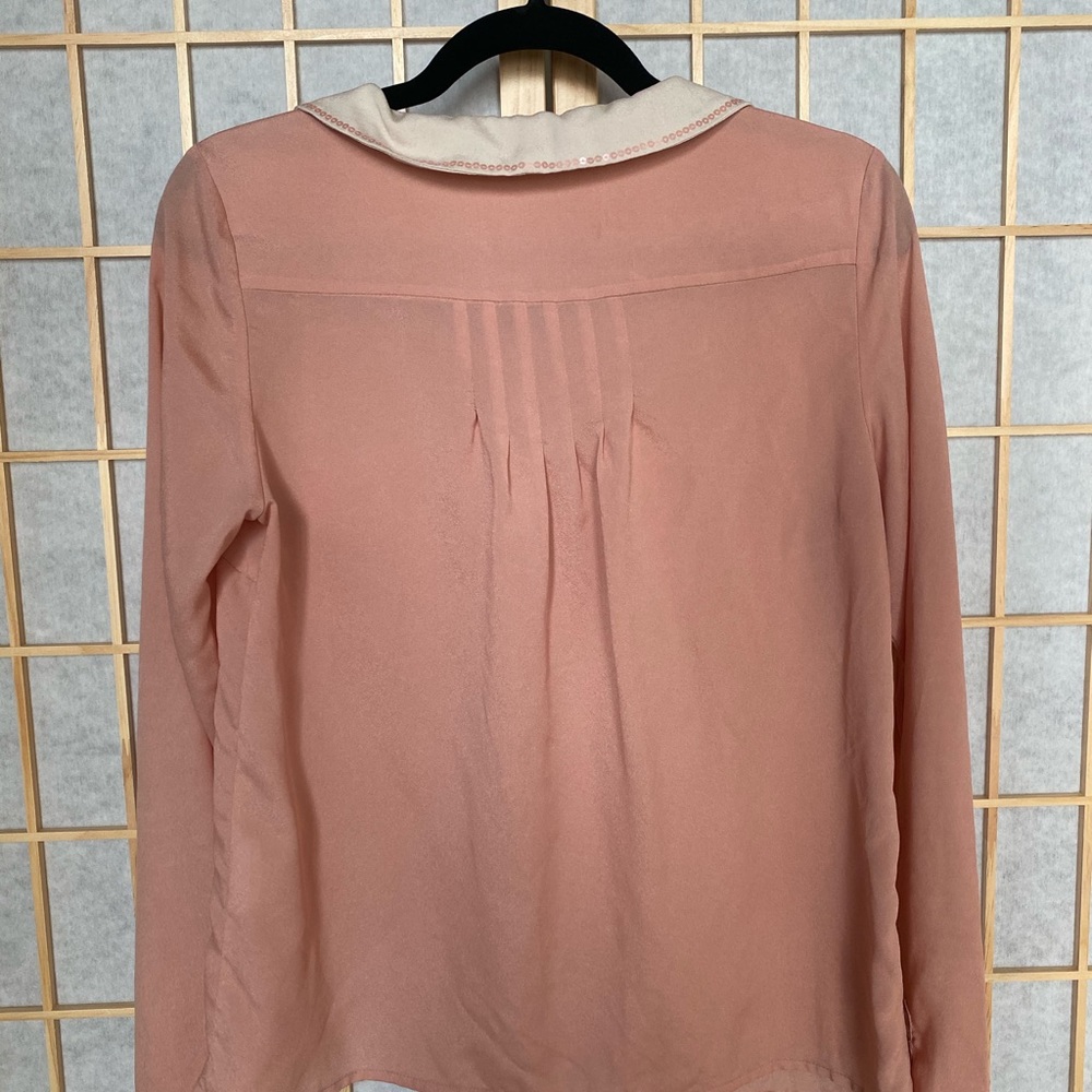 Pink Good Look shirt. Medium sized